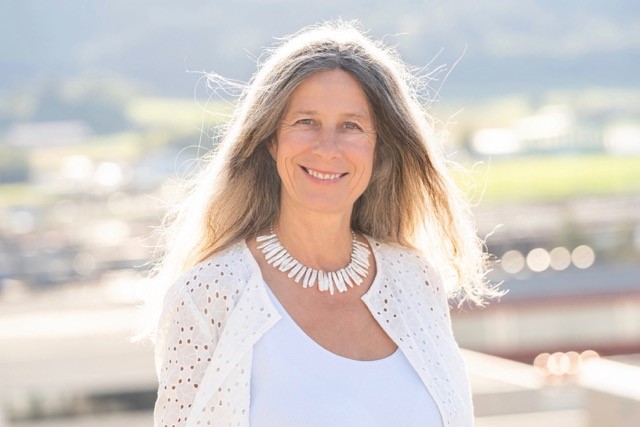 Portraitfoto Nika Bär